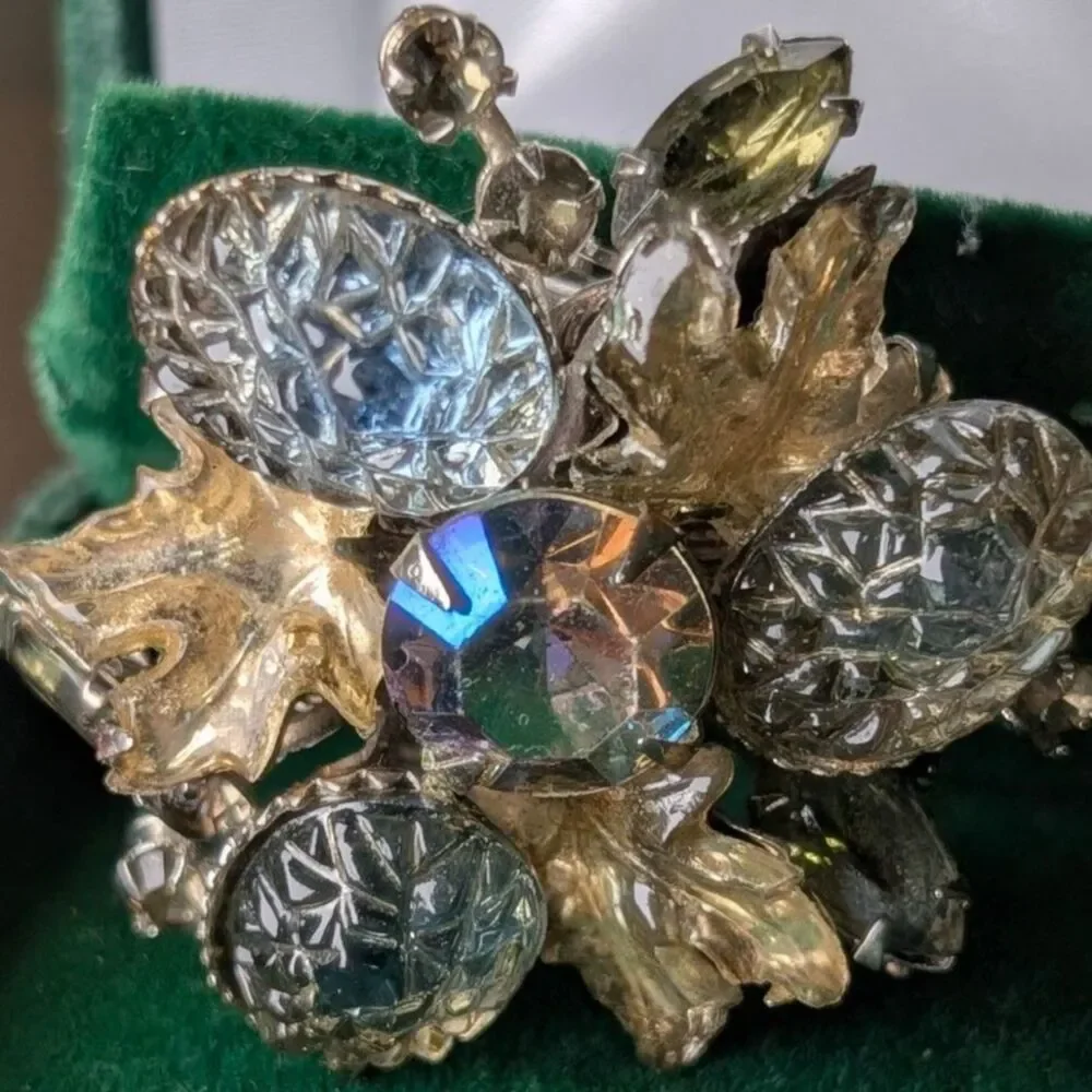 Vintage 1950s Aurora Borealis Rhinestone Blue Glass Brooch